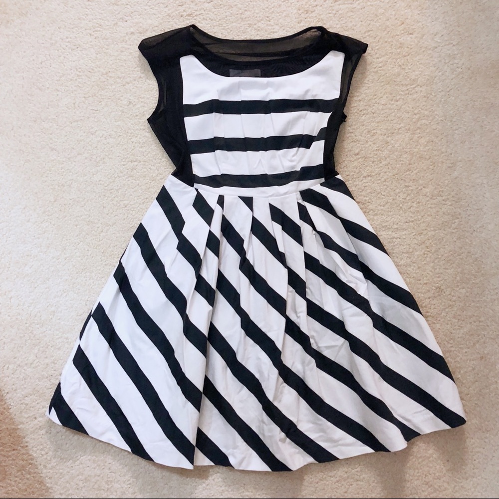 Vero Moda Black and White A-Line Dress